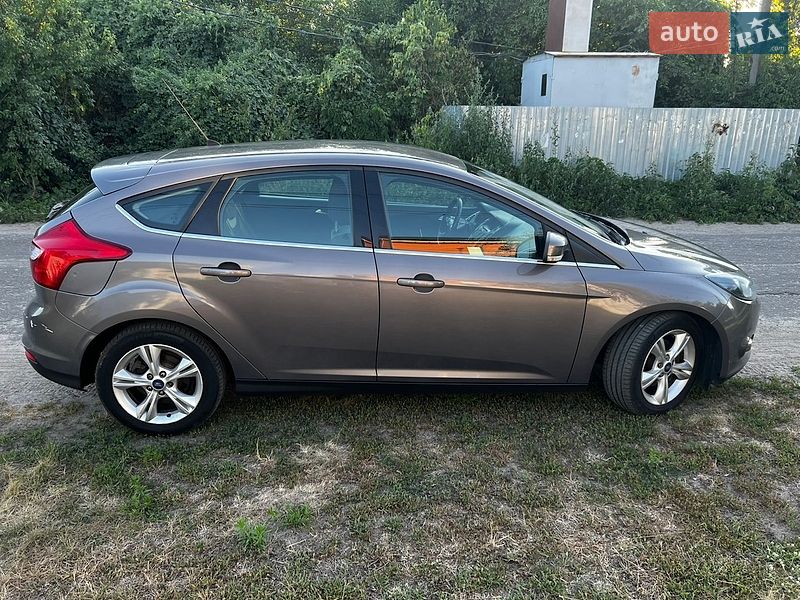 Хэтчбек Ford Focus 2013 в Киеве фото 6 Хэтчбек Ford Focus 2013 в Киеве