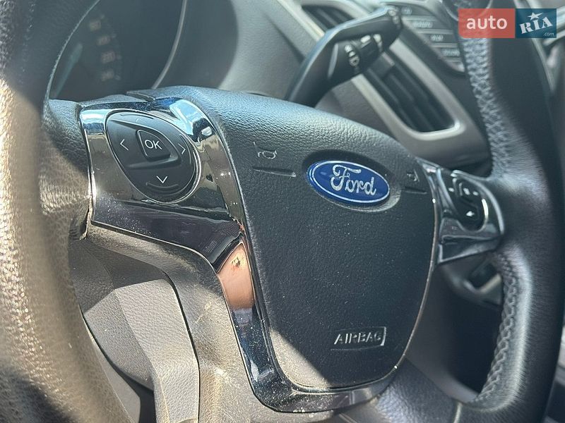Хэтчбек Ford Focus 2011 в Стрые
