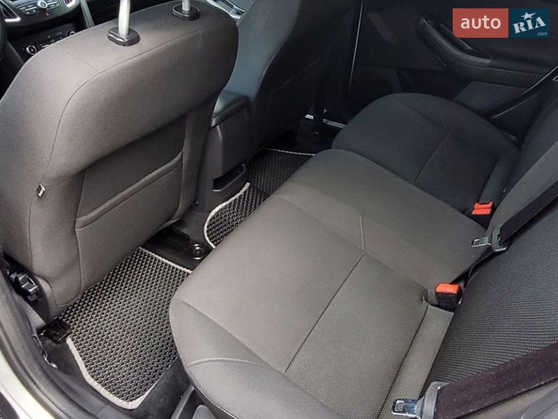 Универсал Ford Focus 2018 в Луцке фото 9 Универсал Ford Focus 2018 в Луцке