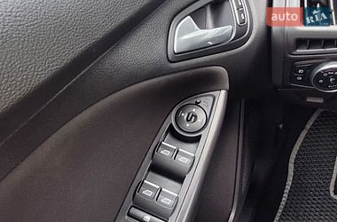 Универсал Ford Focus 2018 в Луцке фото 8 Универсал Ford Focus 2018 в Луцке