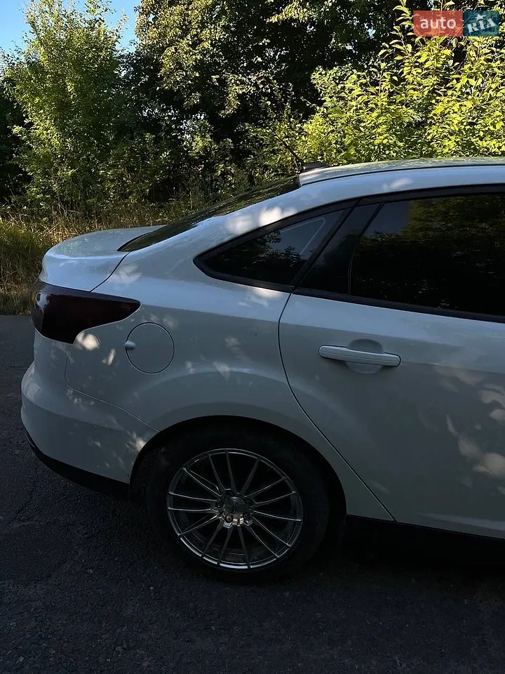 2014 Ford Focus - мініатюра 5