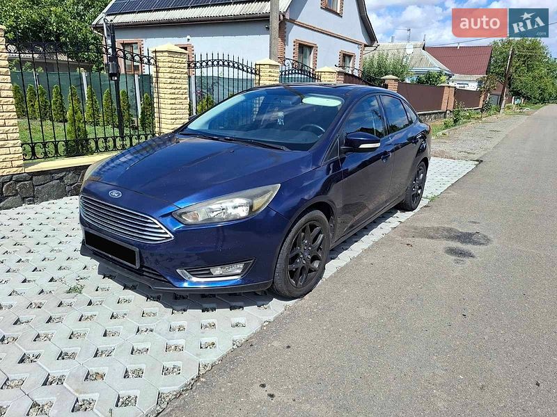 Седан Ford Focus 2015 в Шполі