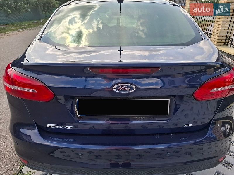 Седан Ford Focus 2015 в Шполі