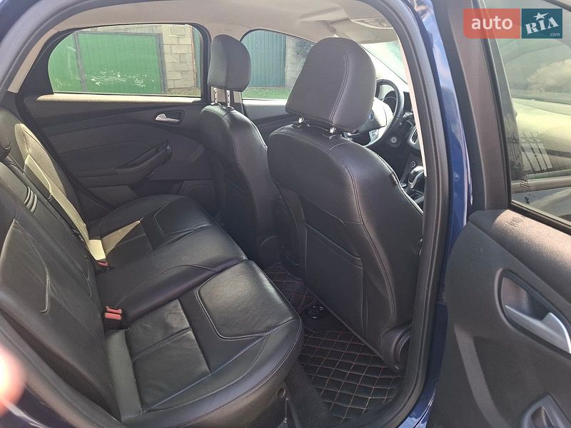 Седан Ford Focus 2015 в Шполі