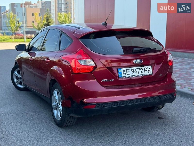 Хетчбек Ford Focus 2014 в Дніпрі