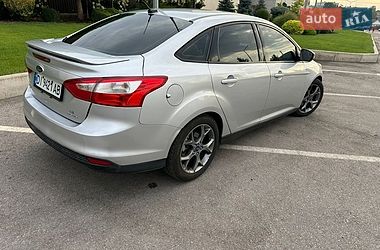 Седан Ford Focus 2014 в Запорожье фото 5 Седан Ford Focus 2014 в Запорожье