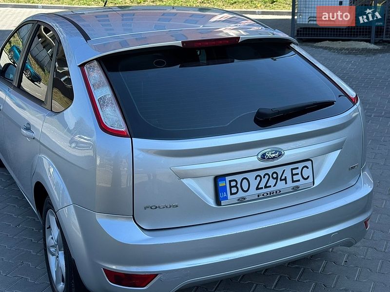Хетчбек Ford Focus 2010 в Тернополі