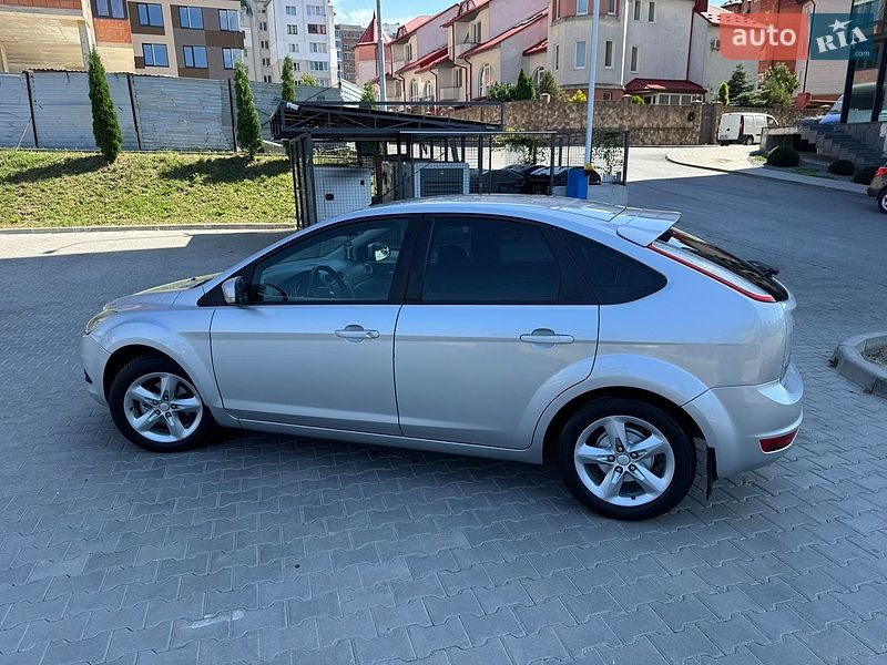 Хетчбек Ford Focus 2010 в Тернополі