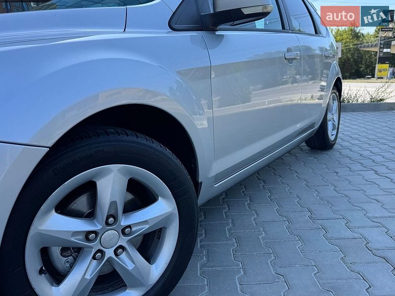 Хетчбек Ford Focus 2010 в Тернополі