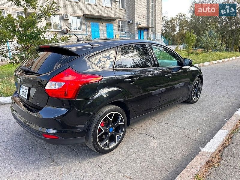 Хэтчбек Ford Focus 2012 в Запорожье