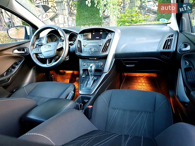 Хетчбек Ford Focus 2016 в Івано-Франківську