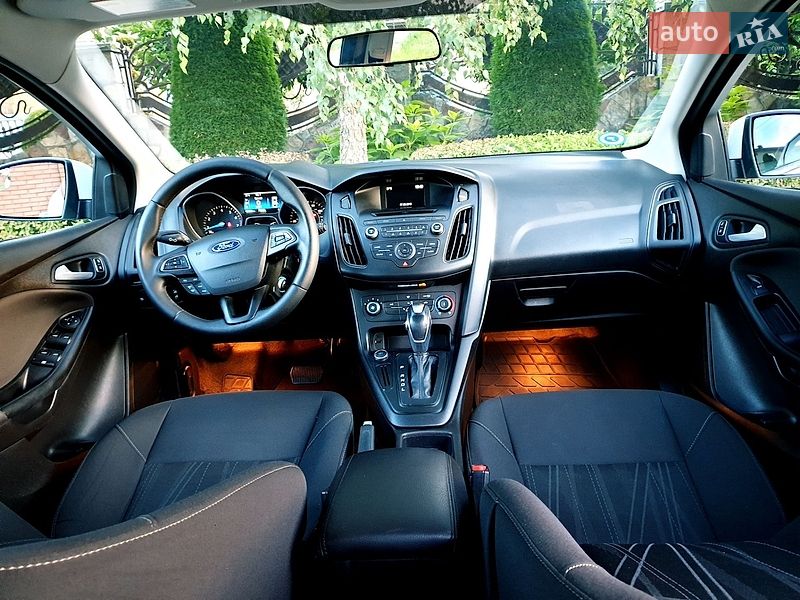 Хетчбек Ford Focus 2016 в Івано-Франківську