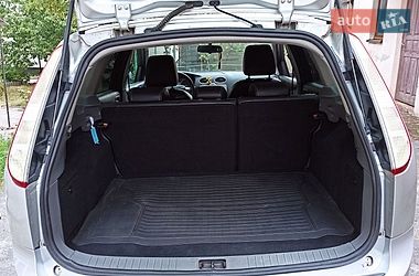 Ford Focus  2010
