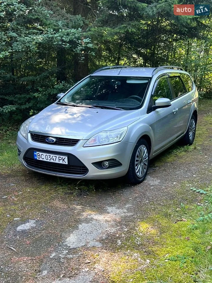 2010 Ford Focus - мініатюра 5