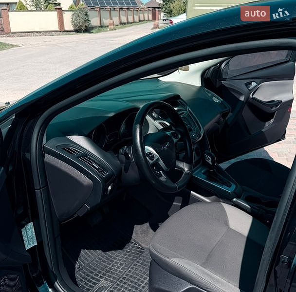 Седан Ford Focus 2013 в Ивано-Франковске