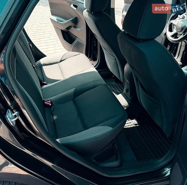 Седан Ford Focus 2013 в Ивано-Франковске