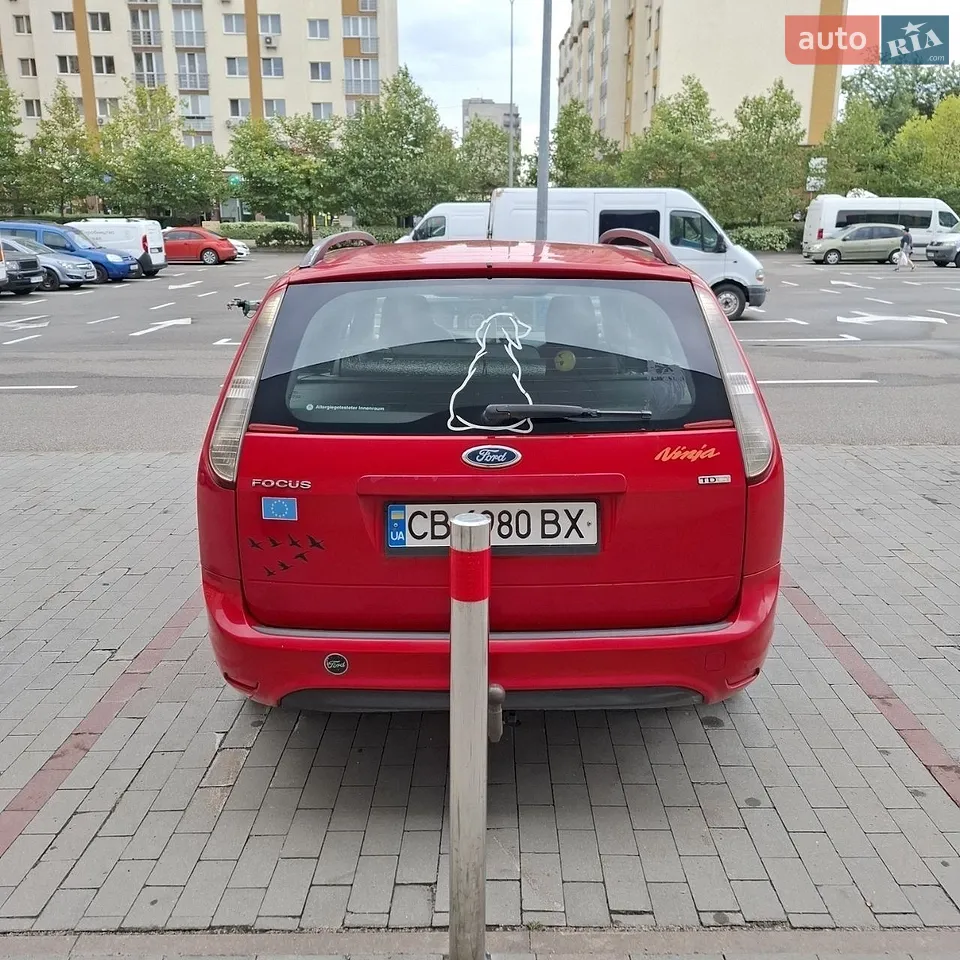 2010 Ford Focus - мініатюра 4