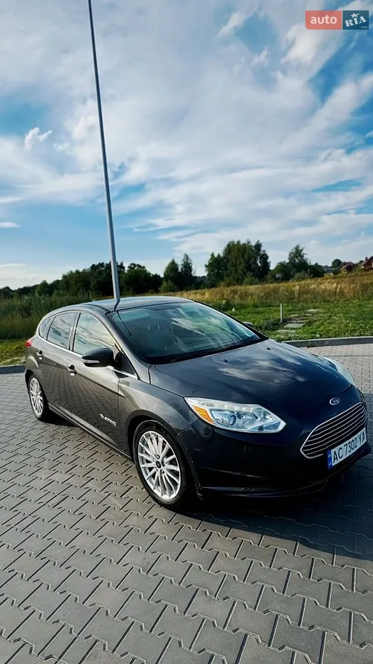 2016 Ford Focus - мініатюра 3