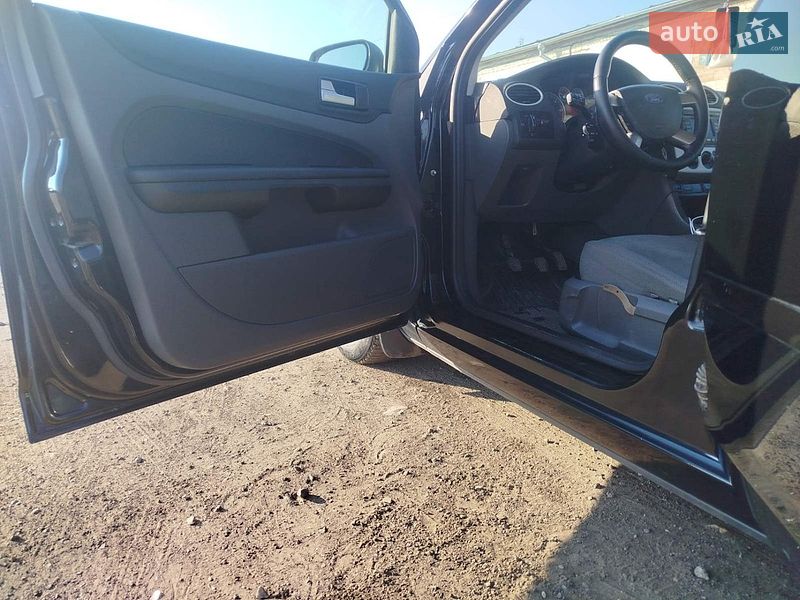Універсал Ford Focus 2007 в Глухові