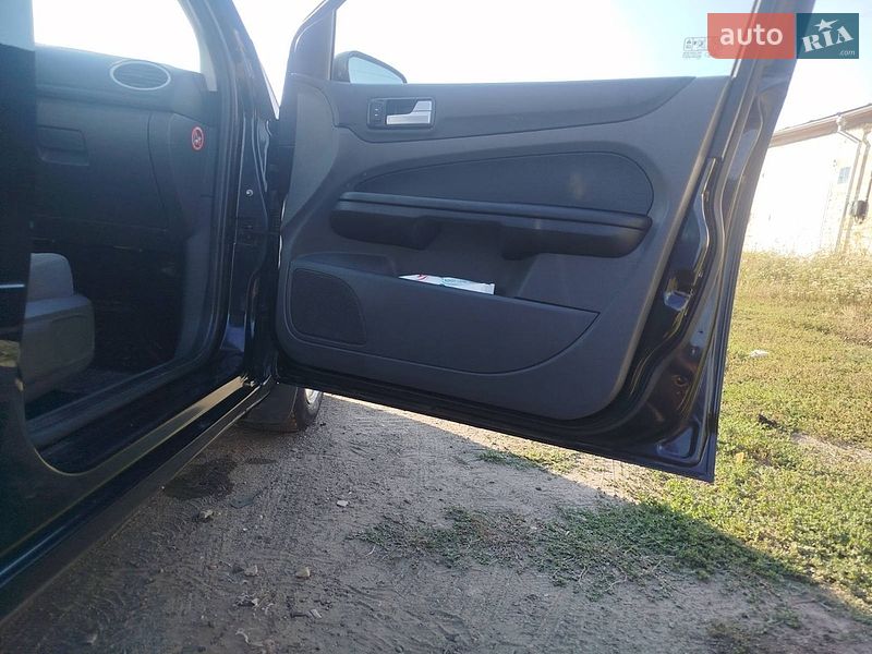 Універсал Ford Focus 2007 в Глухові