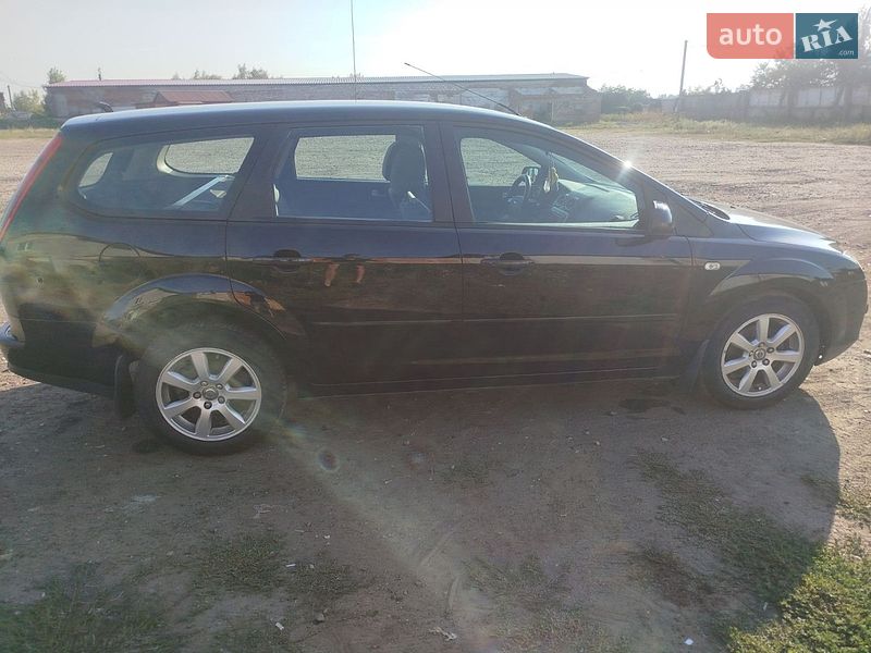 Універсал Ford Focus 2007 в Глухові