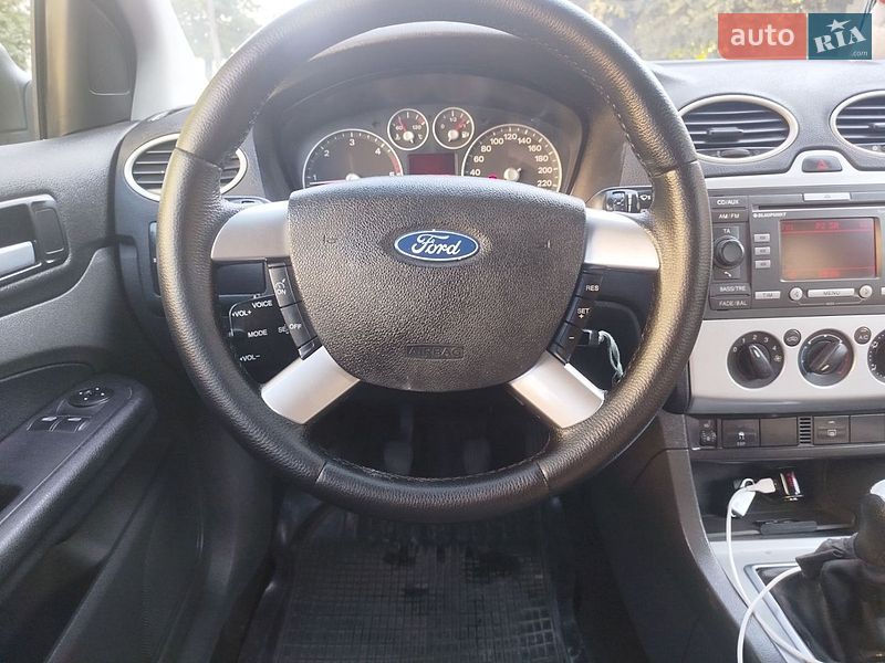 Універсал Ford Focus 2007 в Глухові