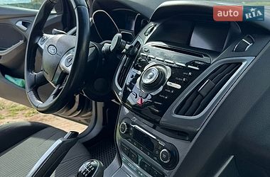 Універсал Ford Focus 2011 в Радехові