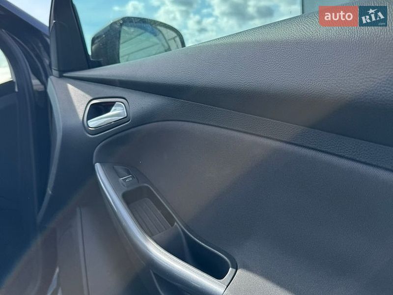 Універсал Ford Focus 2011 в Радехові