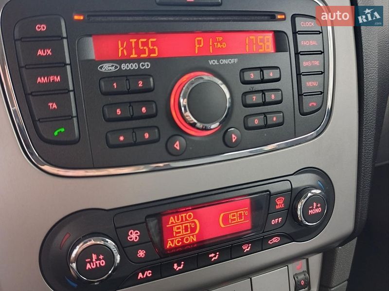 Универсал Ford Focus 2010 в Мукачево фото 3 Универсал Ford Focus 2010 в Мукачево
