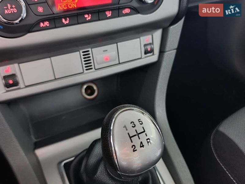 Универсал Ford Focus 2010 в Мукачево фото 11 Универсал Ford Focus 2010 в Мукачево