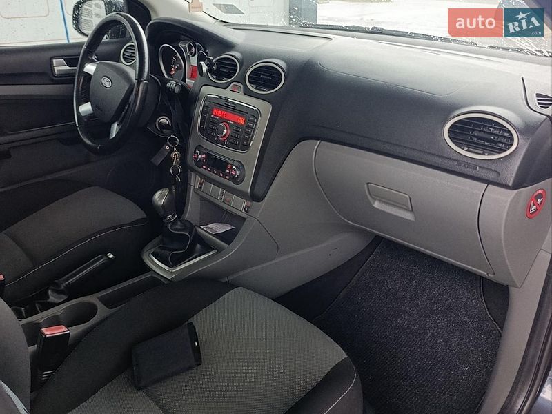 Универсал Ford Focus 2010 в Мукачево фото 15 Универсал Ford Focus 2010 в Мукачево