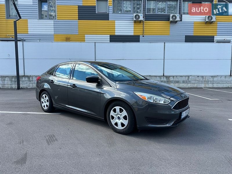 Седан Ford Focus 2016 в Киеве