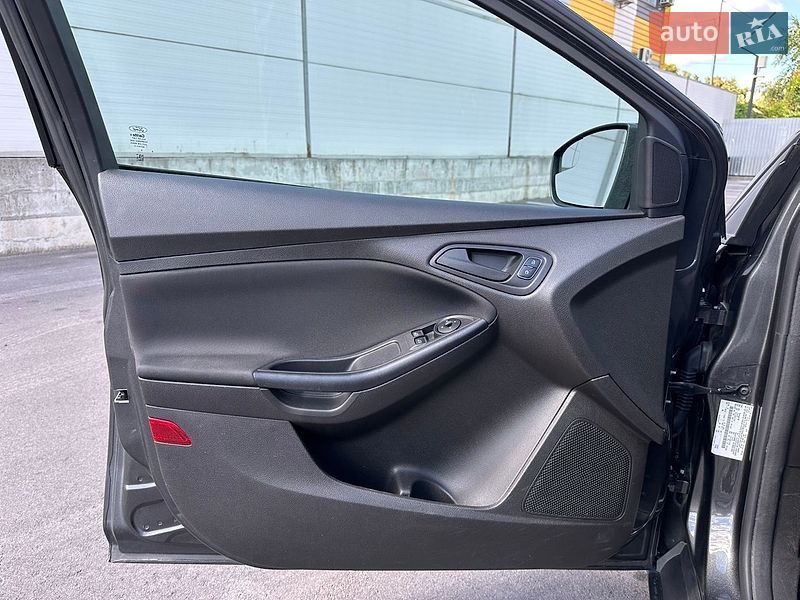 Седан Ford Focus 2016 в Киеве