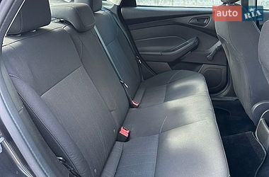 Седан Ford Focus 2016 в Киеве