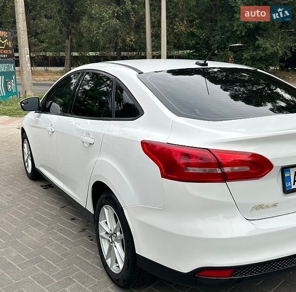 Седан Ford Focus 2015 в Запорожье
