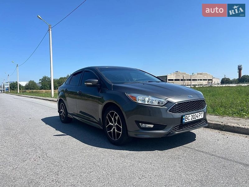 Седан Ford Focus 2015 в Стрые