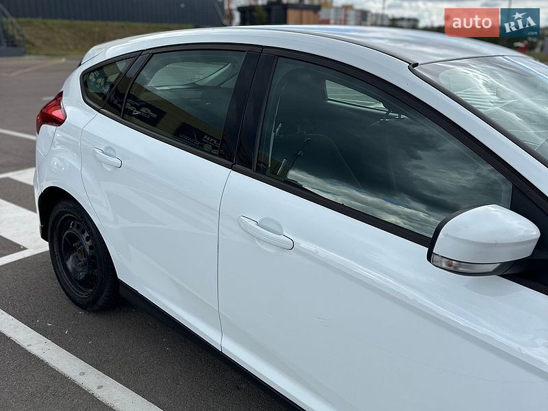 Хэтчбек Ford Focus 2017 в Ровно