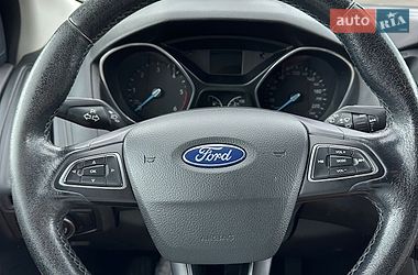 Хэтчбек Ford Focus 2017 в Ровно
