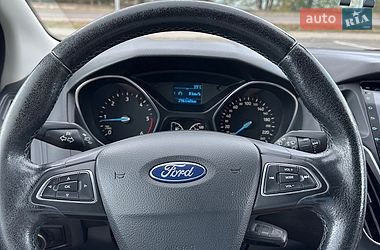 Хэтчбек Ford Focus 2017 в Ровно