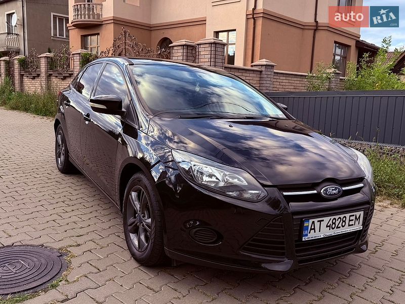Седан Ford Focus 2013 в Ивано-Франковске