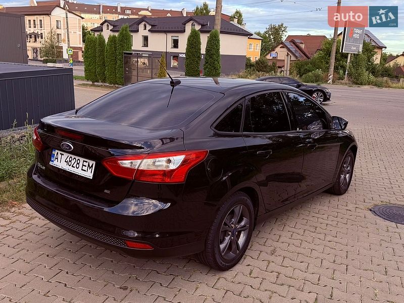 Седан Ford Focus 2013 в Ивано-Франковске