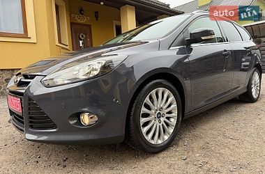 Ford Focus  2014