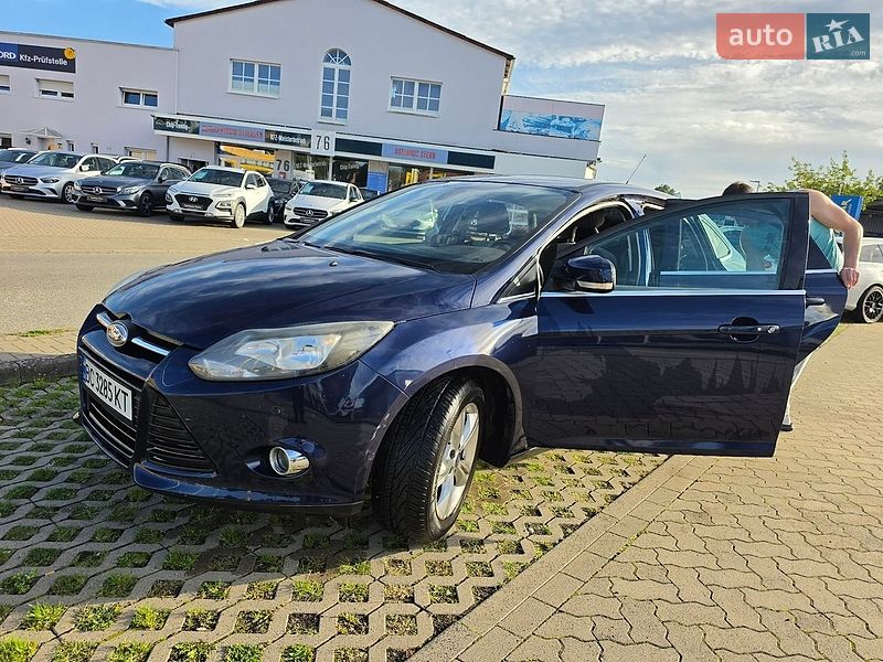 Седан Ford Focus 2011 в Ивано-Франковске