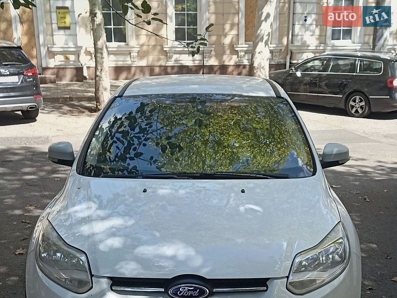 Хэтчбек Ford Focus 2012 в Николаеве