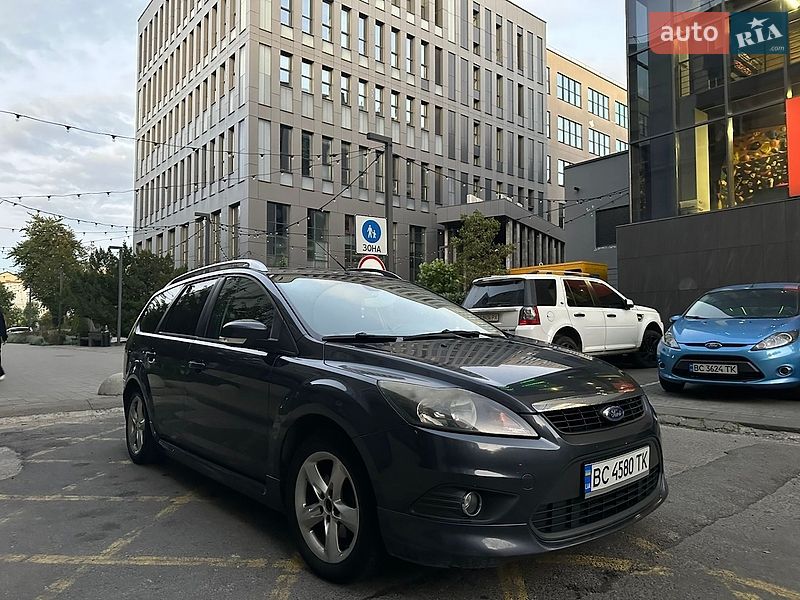 Ford Focus 2010 Ford Focus 2010