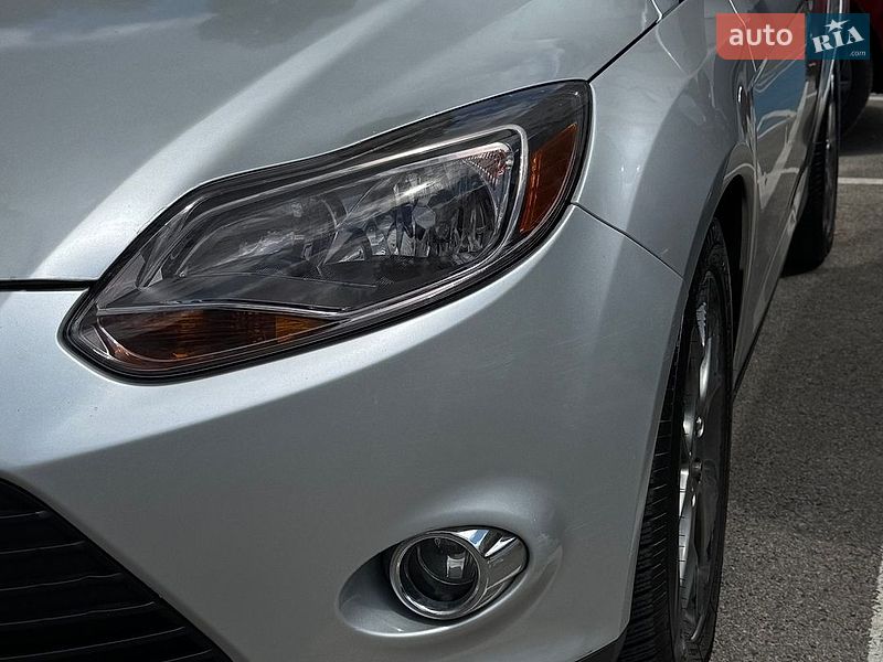 Седан Ford Focus 2012 в Львове