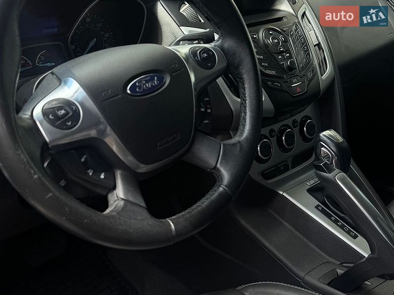 Седан Ford Focus 2012 в Львове