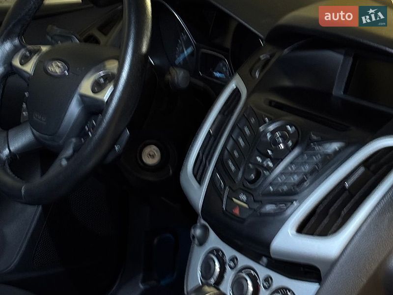 Седан Ford Focus 2012 в Львове