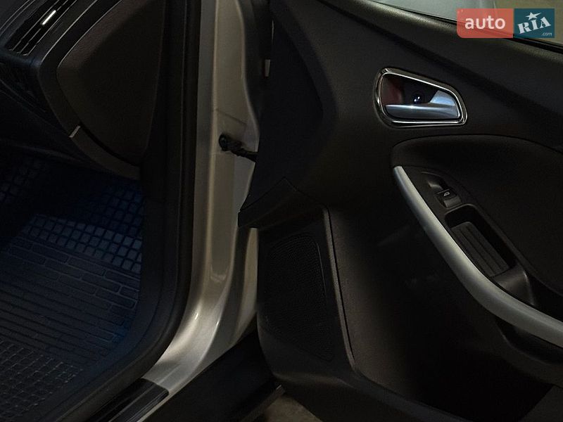 Седан Ford Focus 2012 в Львове