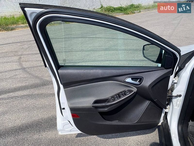 Хетчбек Ford Focus 2014 в Києві